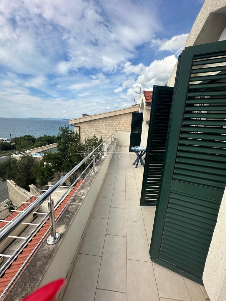 Image 12