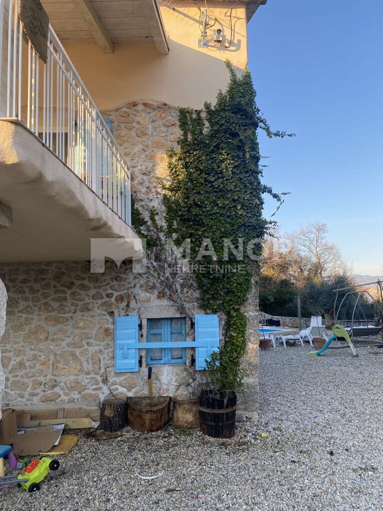 Image 10