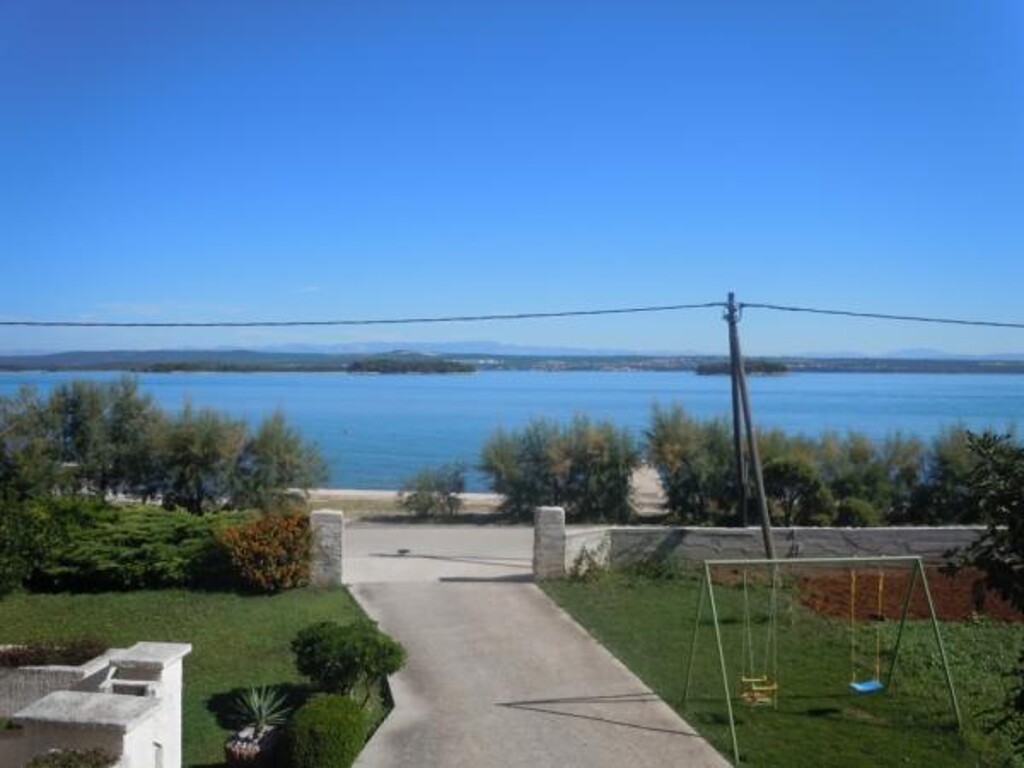Image 3812516 - 2
