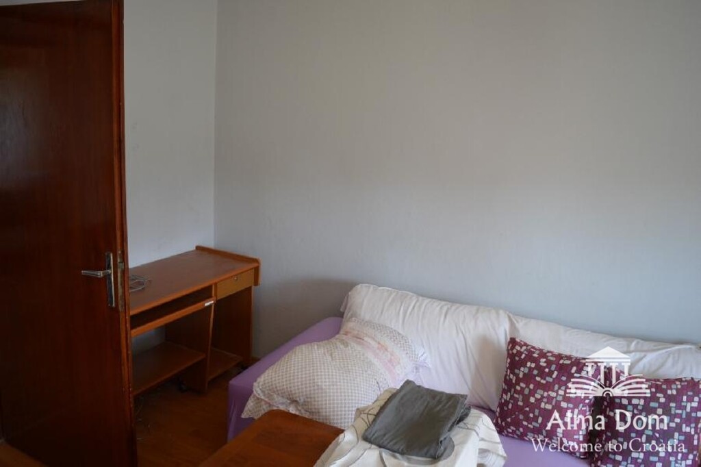Image 10