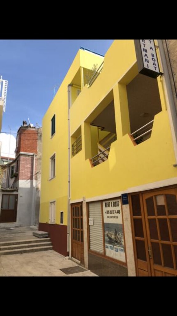 Image 3813735 - 5
