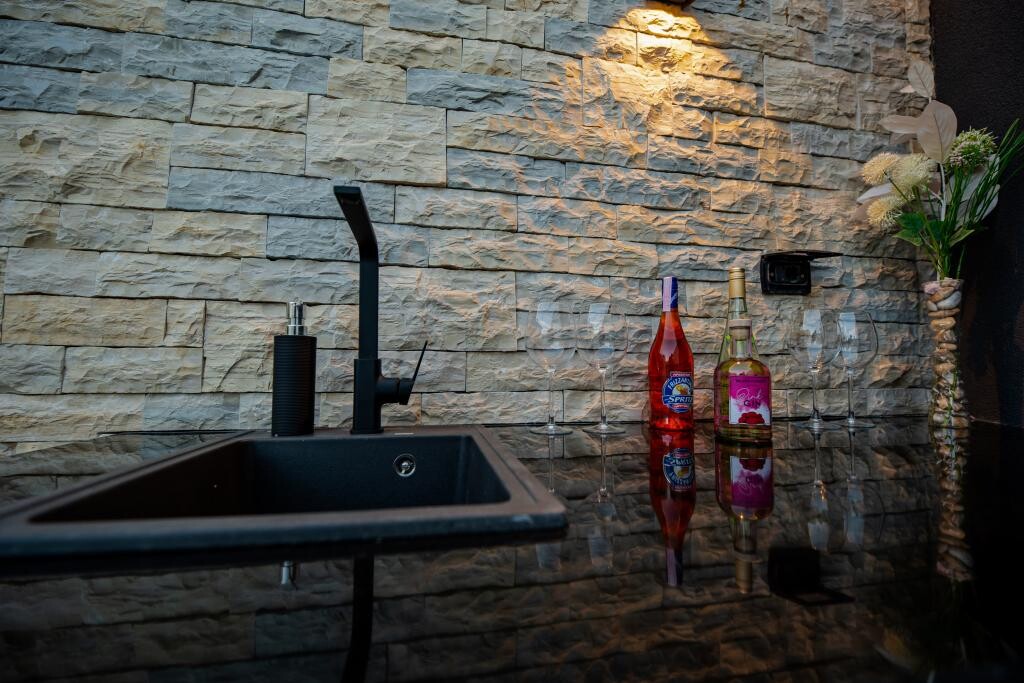 Image 3814772 - 23
