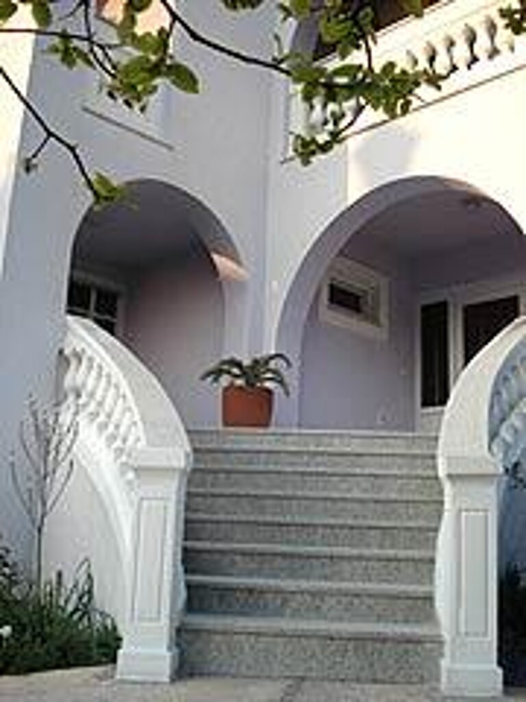 Image 3812942 - 10