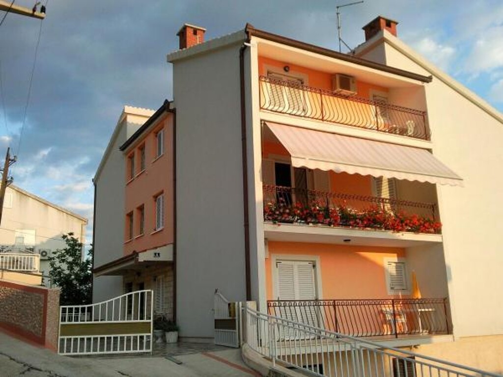Image 3838537 - 1