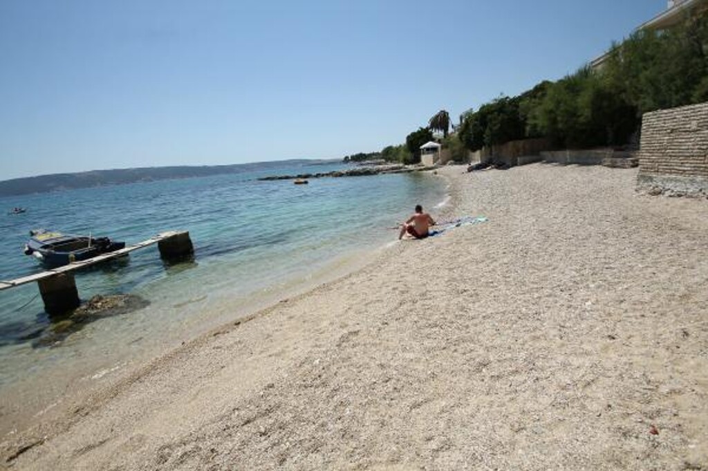 Image 3813316 - 21