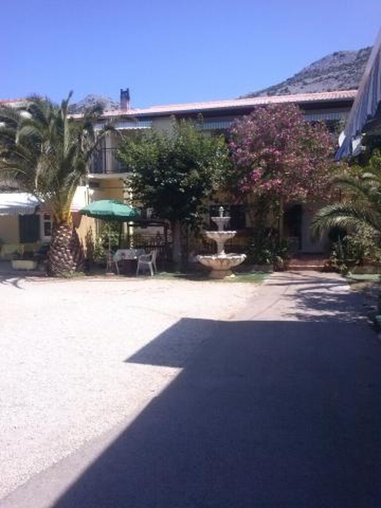 Image 3838623 - 16