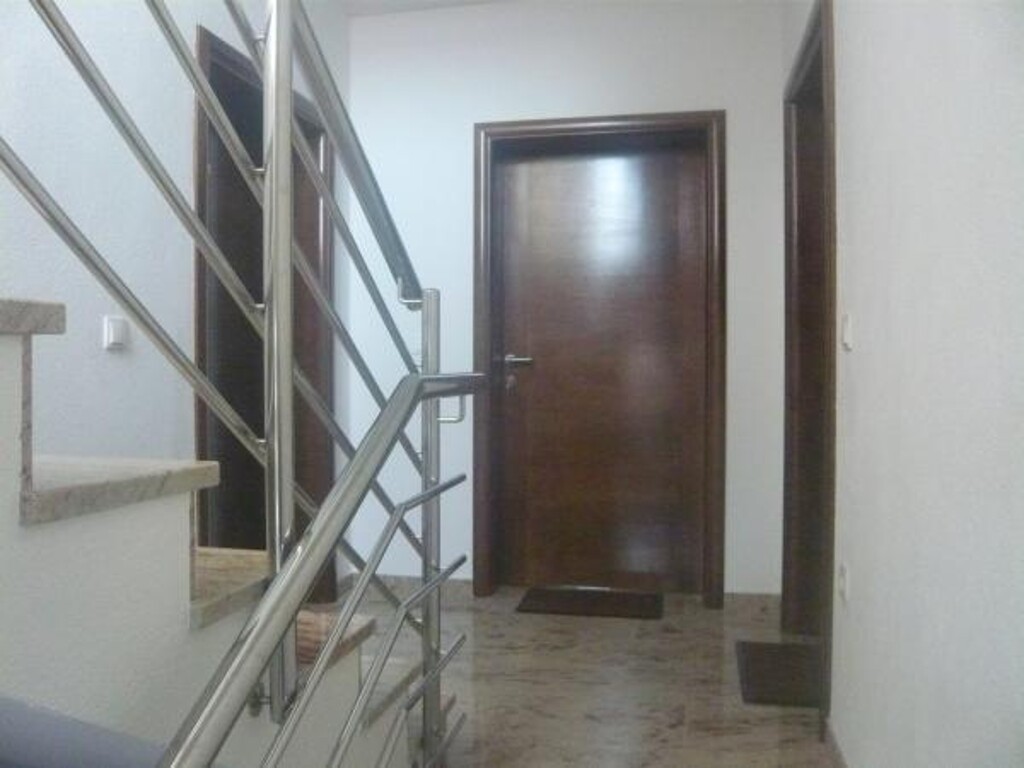 Image 3838966 - 7
