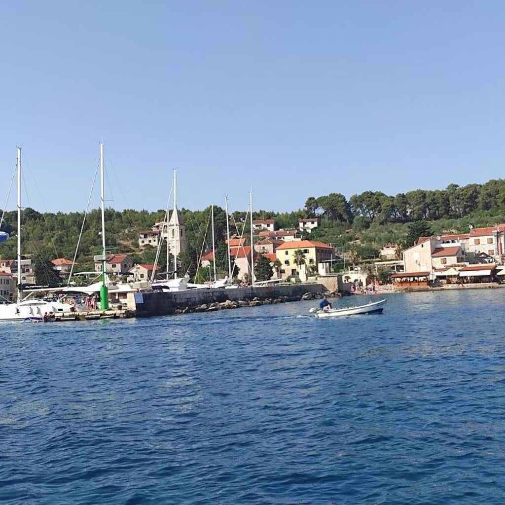 Image 3813615 - 14
