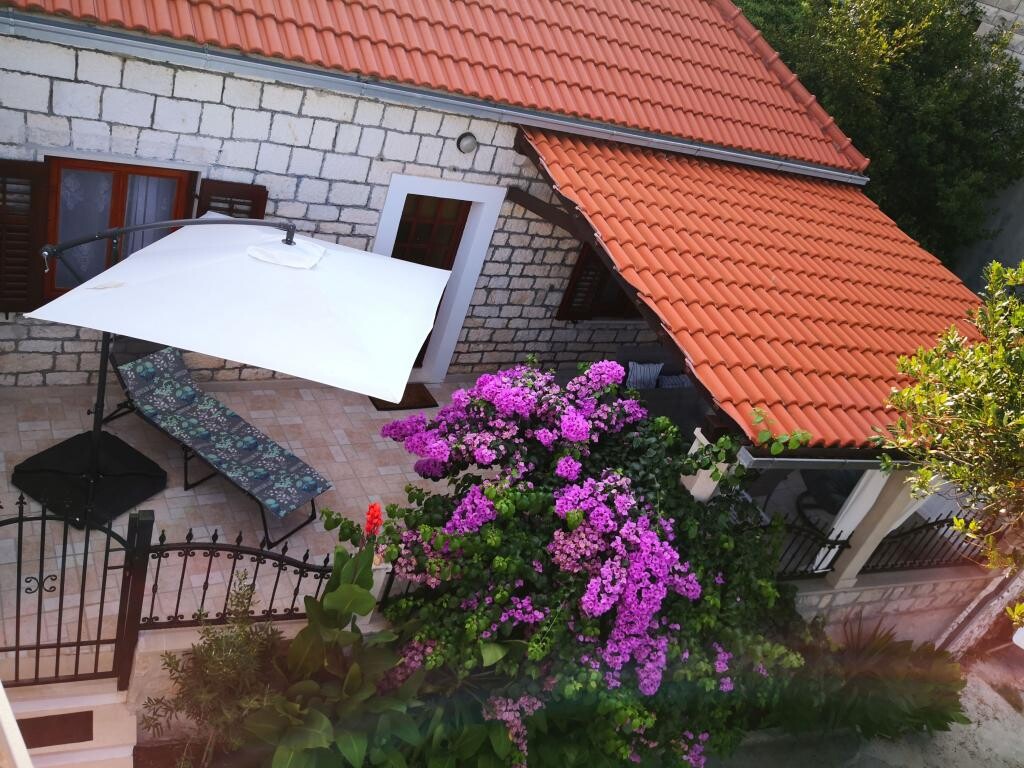 Image 3813468 - 19