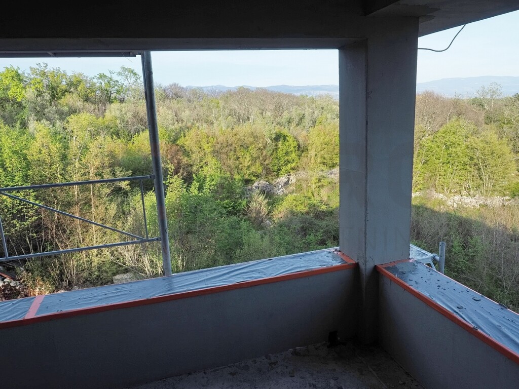 Image 6339387 - 1