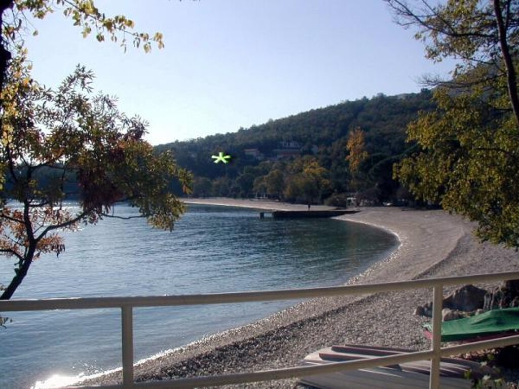 Image 3811335 - 3