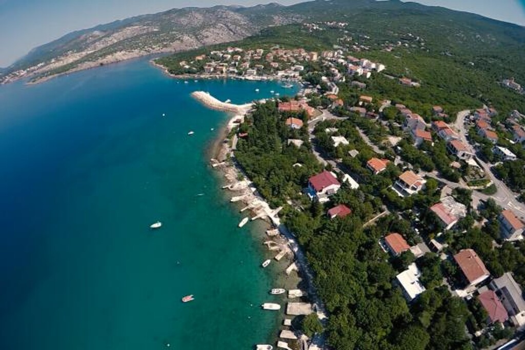 Image 3813643 - 6