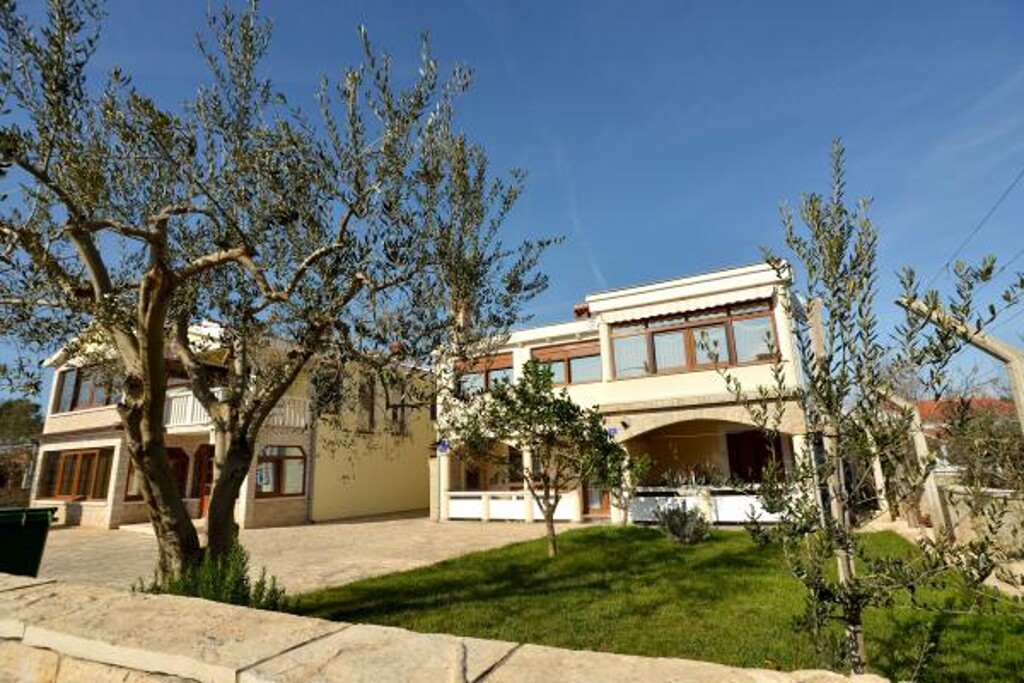 Image 3813084 - 2