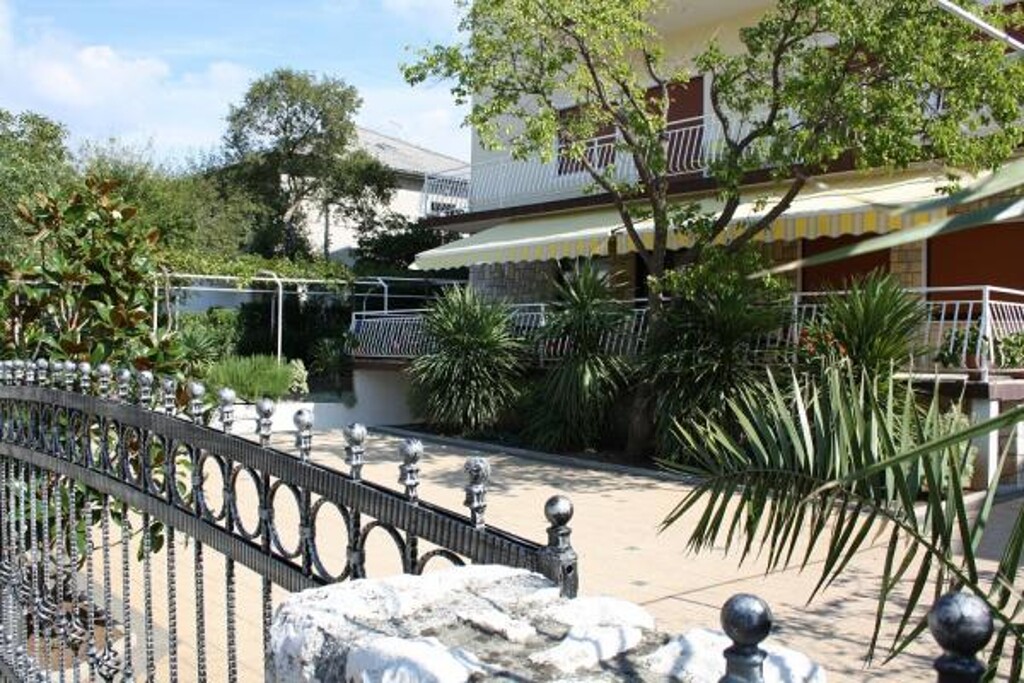 Image 3813085 - 2
