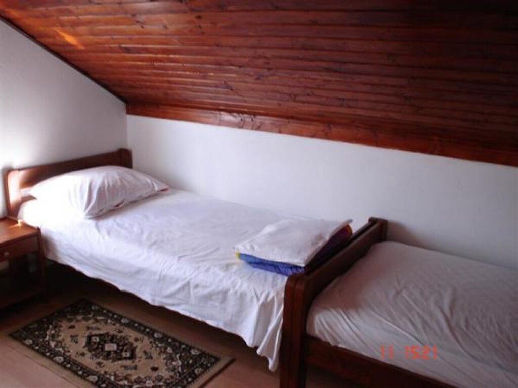 Image 3812948 - 3