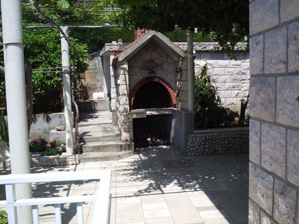 Image 3838566 - 4