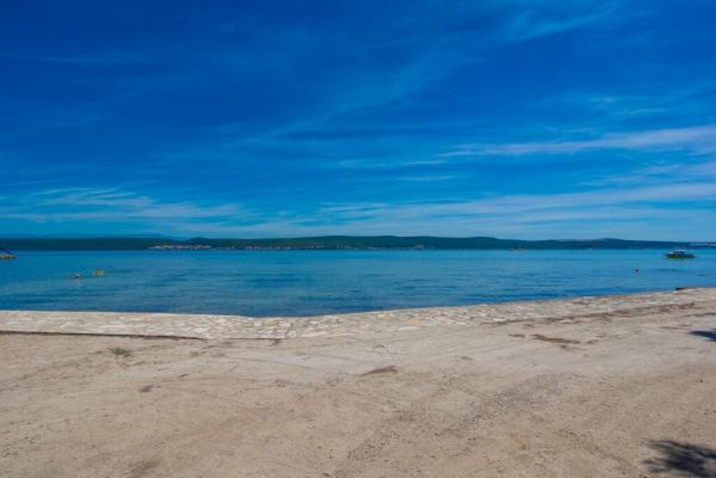Image 3812399 - 18