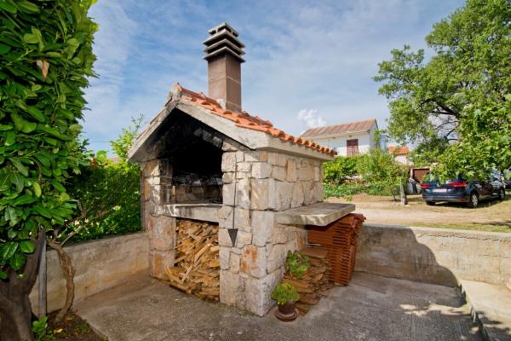 Image 3812347 - 9