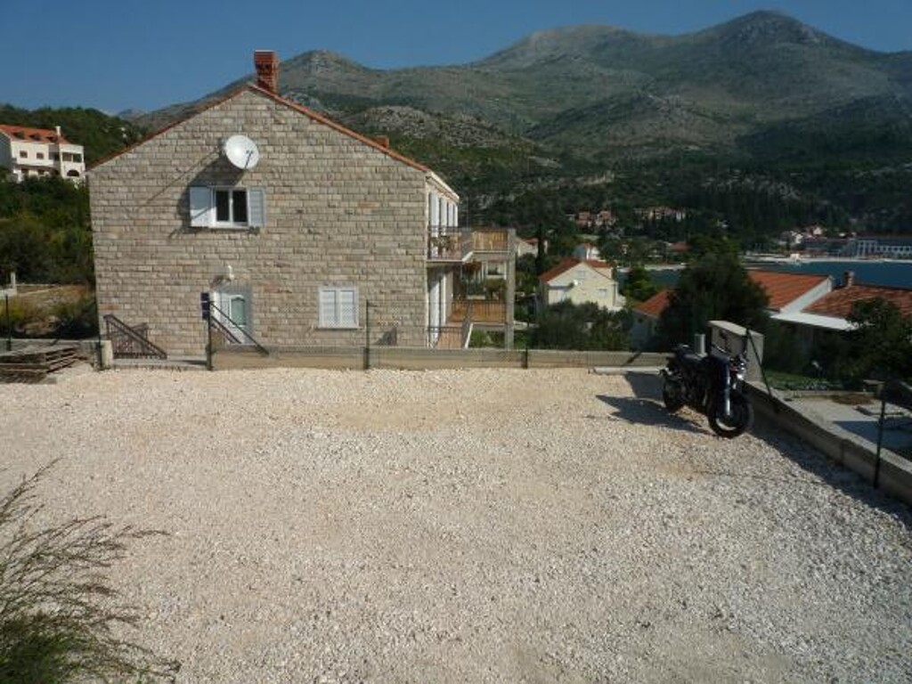 Image 3811027 - 1
