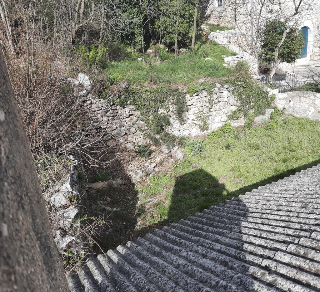 Image 9