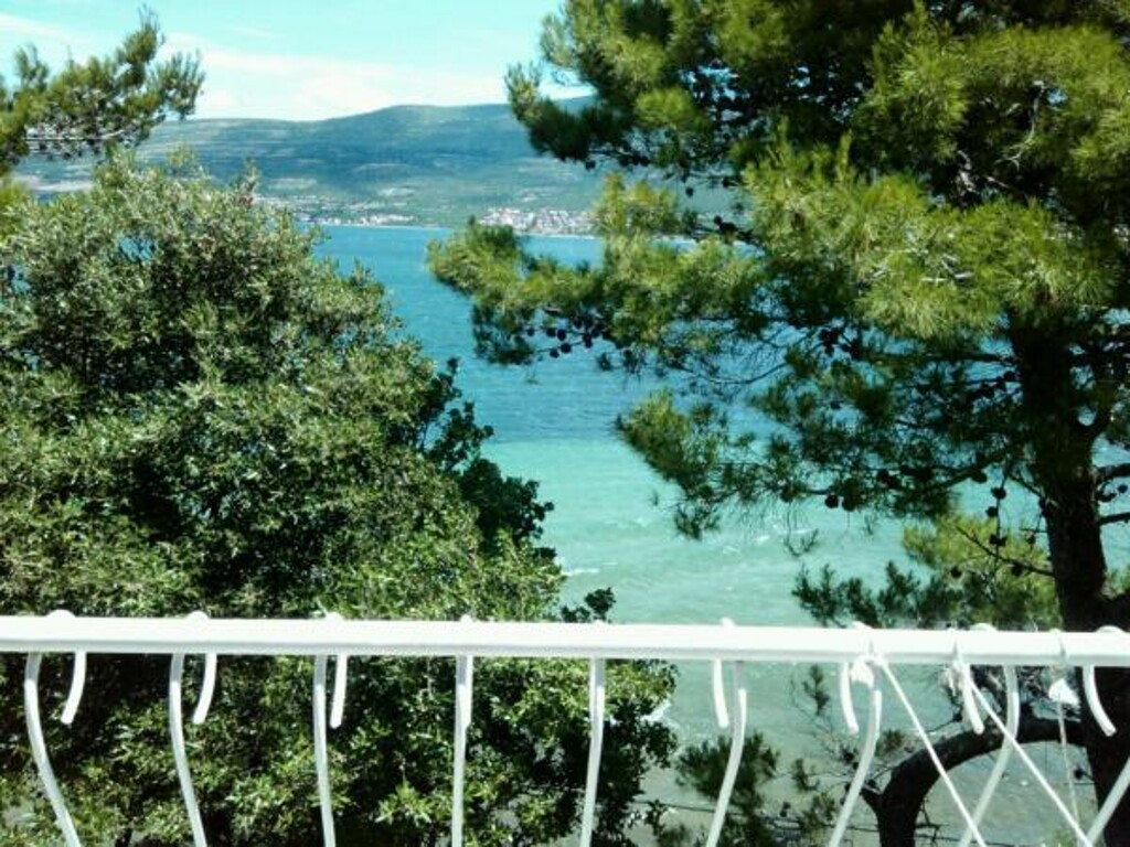 Image 3812699 - 4