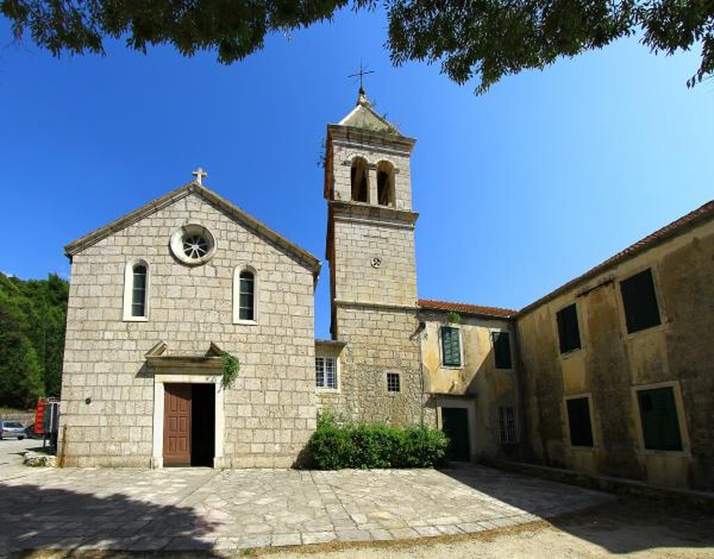 Image 3838467 - 7