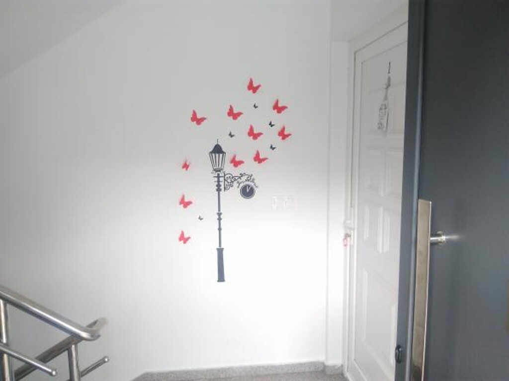 Image 3838969 - 32