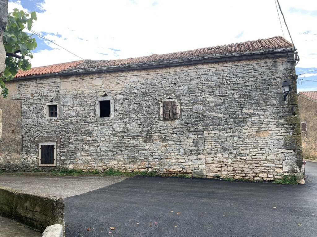 Image 11