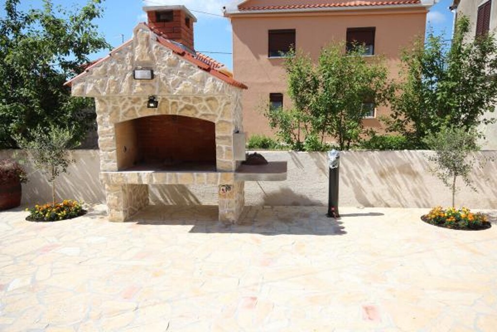 Image 3812108 - 2