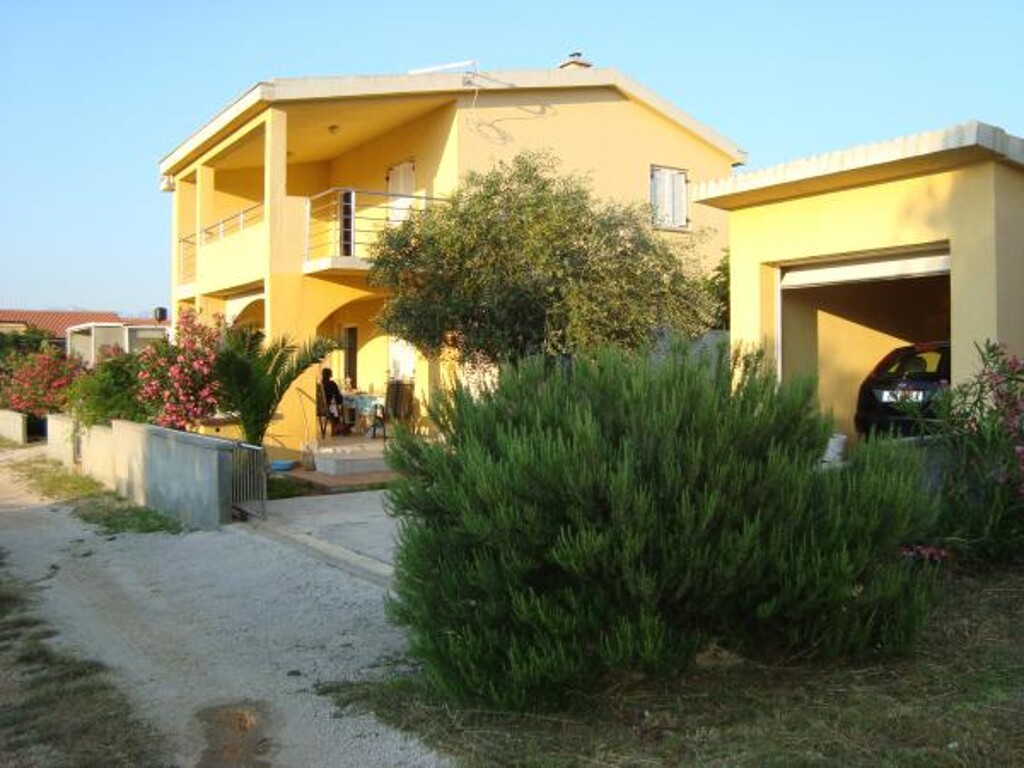 Image 3812109 - 1