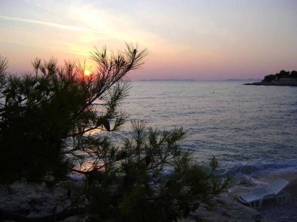 Image 3812221 - 16