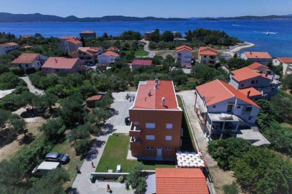 Image 3813679 - 22