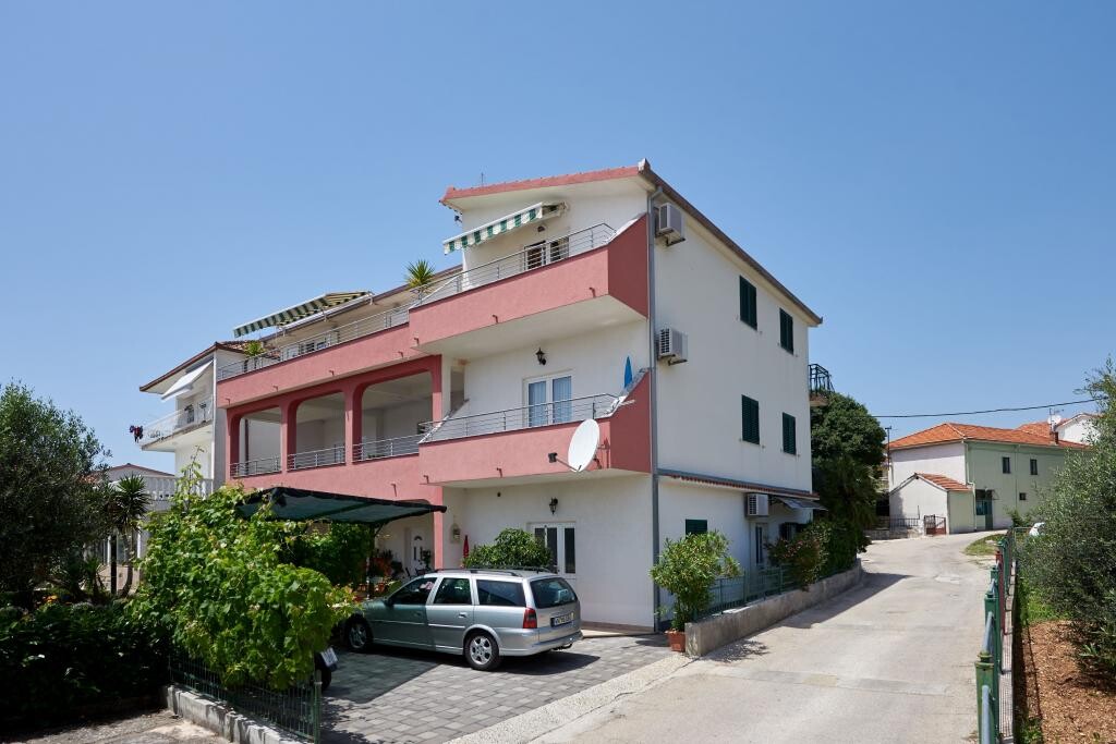Image 3811583 - 1