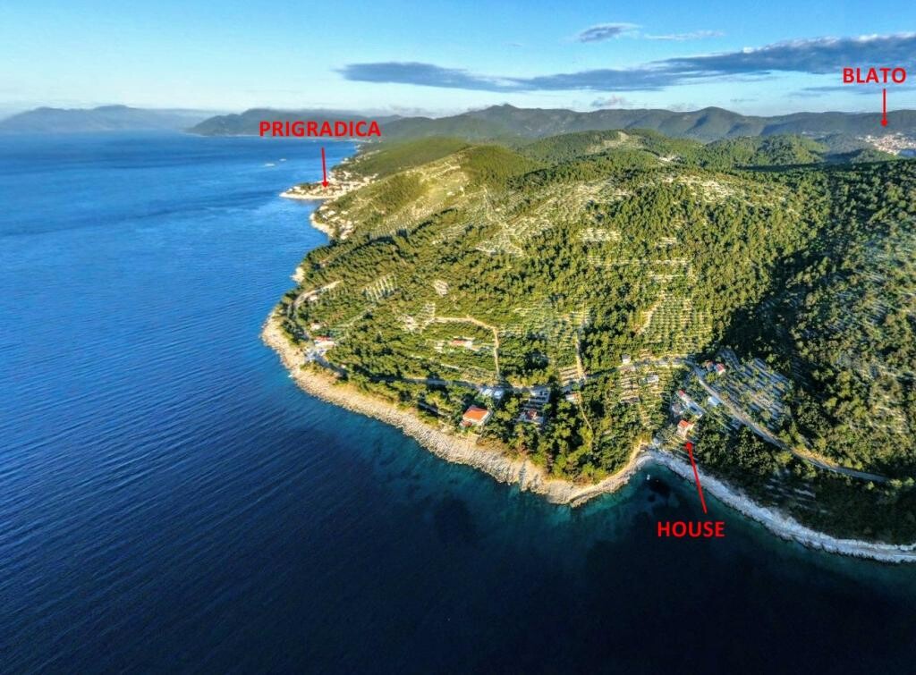Image 3823647 - 36