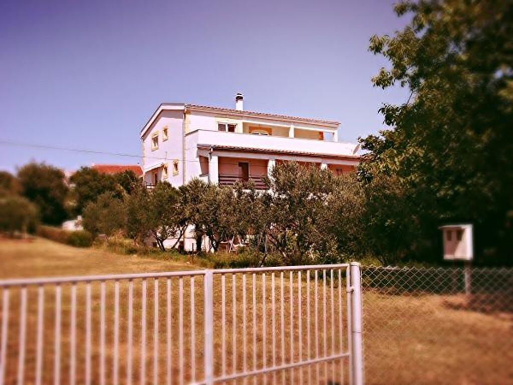 Image 3812573 - 1