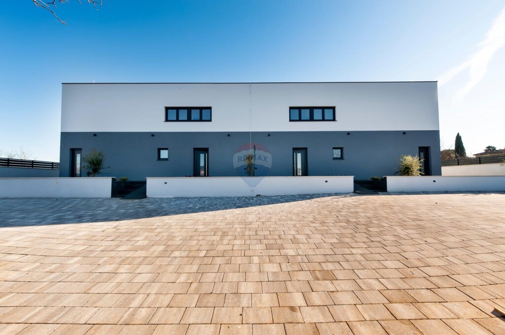 Image 18