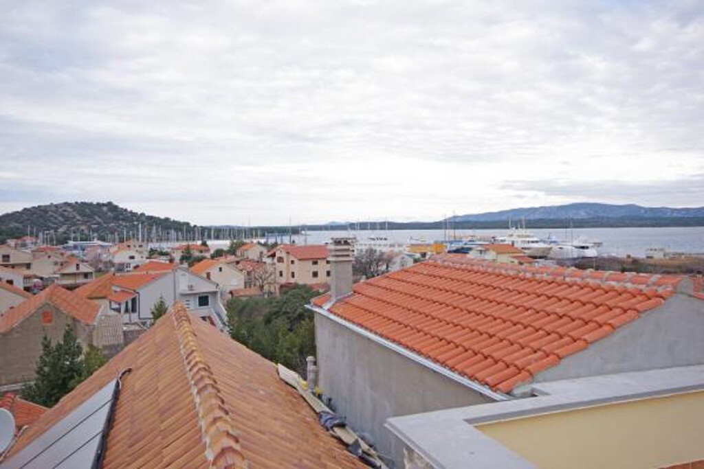 Image 3815192 - 3
