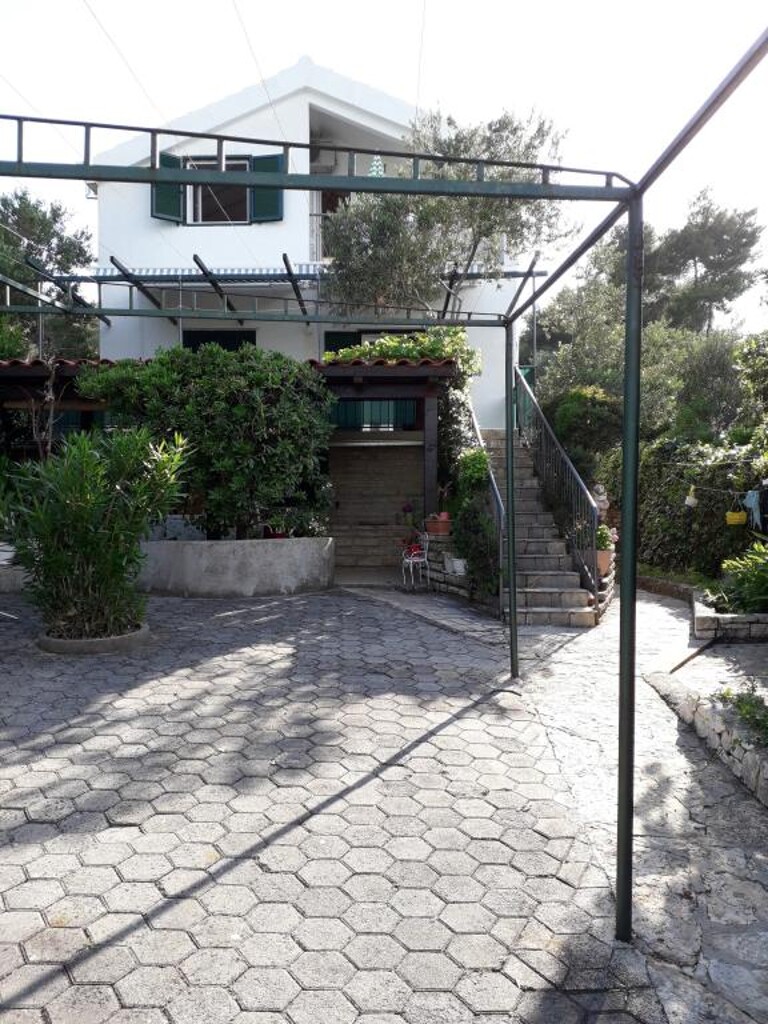 Image 3814013 - 6