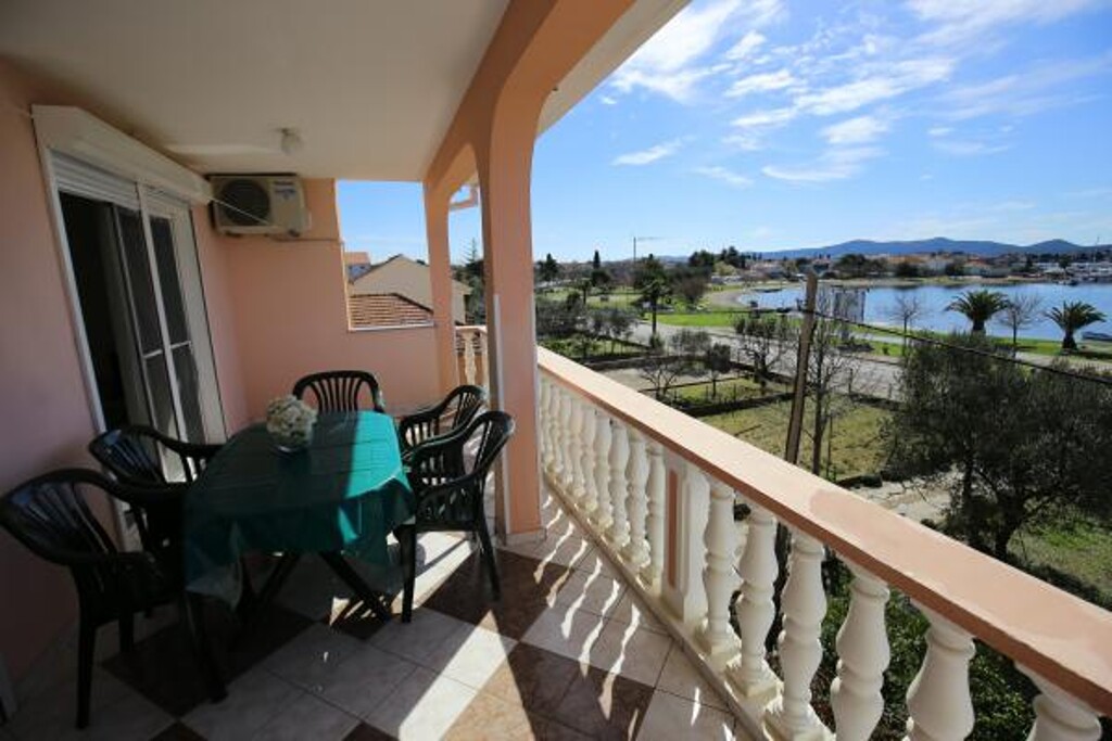 Image 3813298 - 30