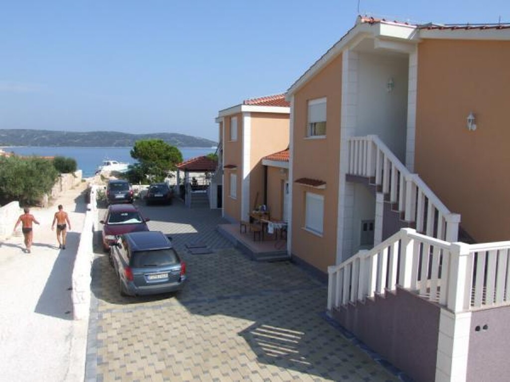 Image 3811568 - 1