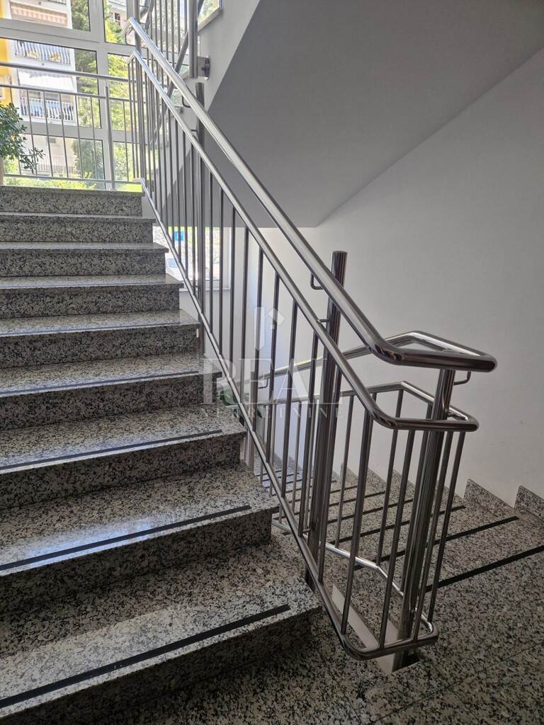 Image 18