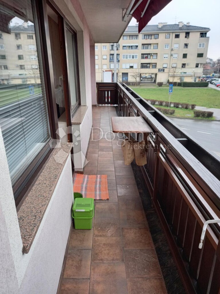 Image 12