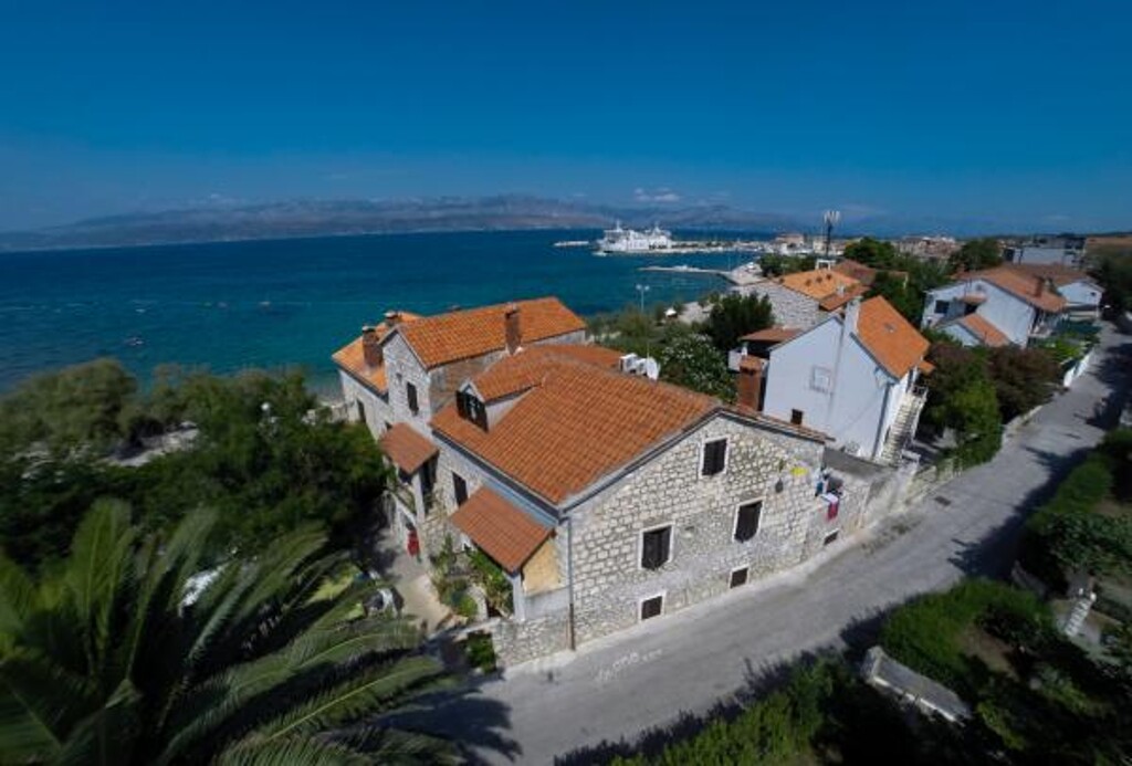Image 3810695 - 3