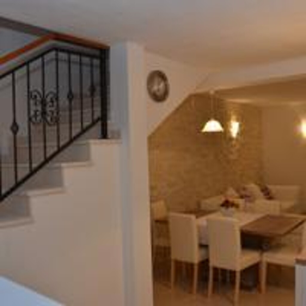 Image 3823169 - 9