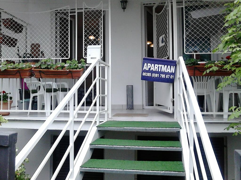 Image 3811460 - 30