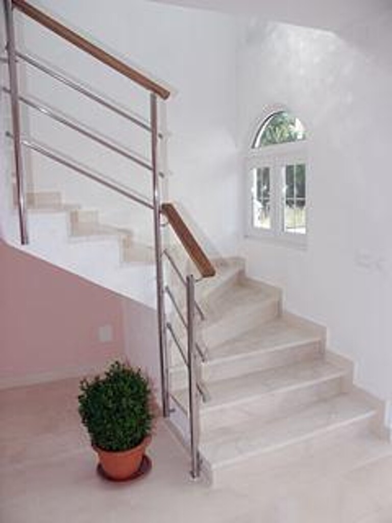 Image 3838941 - 4