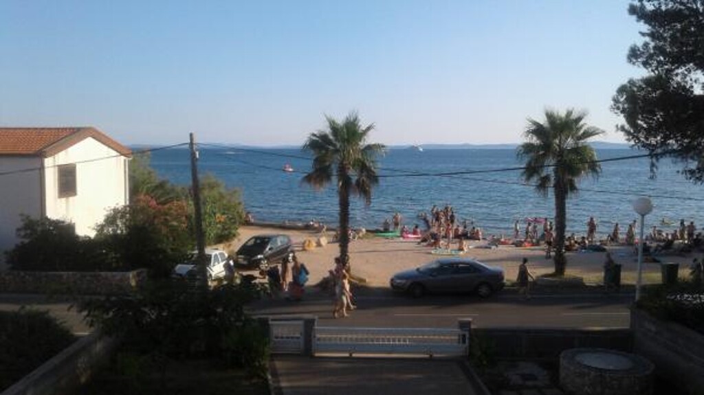 Image 3811445 - 8