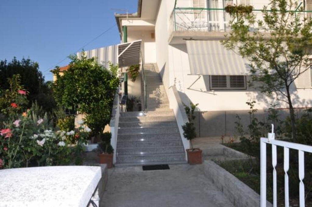 Image 3812356 - 1
