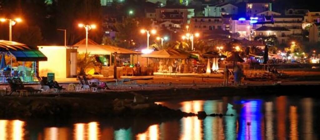Image 3811110 - 14