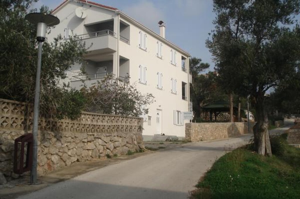 Image 3838970 - 1